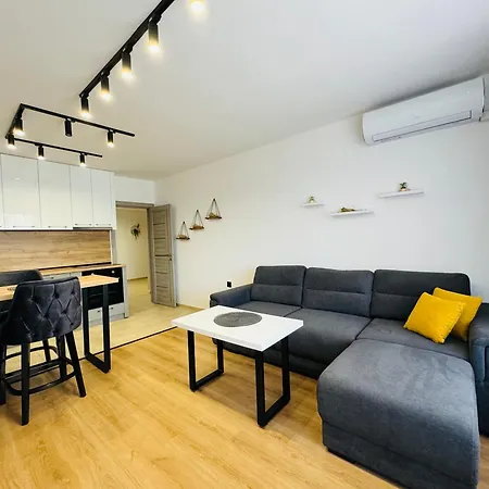 Cherno 107 - 19 Apartment